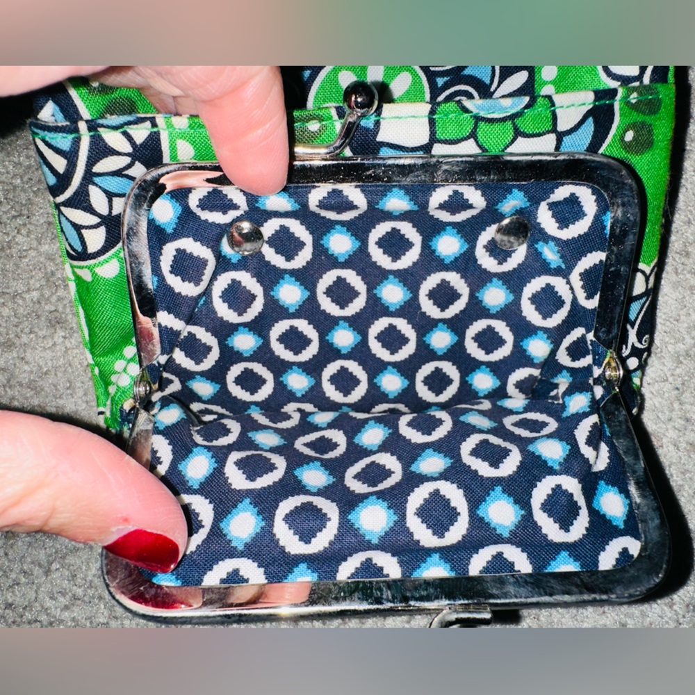Green Cupcake Vera Bradley Wallet - Picture 6 of 6
